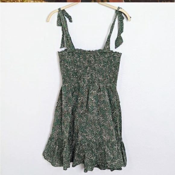 Sz L women Arie dress green  Floral Print Shirred Tie Shoulder Frill Trim Cami - Picture 4 of 6